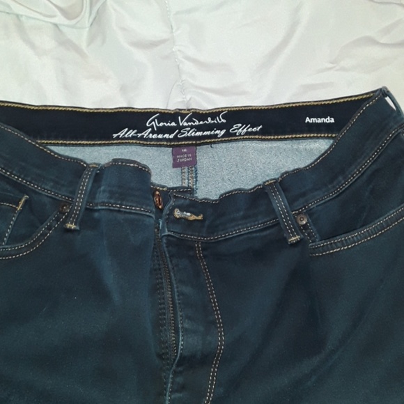 Jeans - Picture 2 of 2